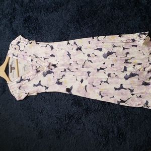 A pea in the pod maternity dress